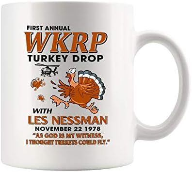 Ново ястие от турция WKRP с Кафе на кръгчета Les Nessman - Забавни Чаши 11o.z - Подарък за всички